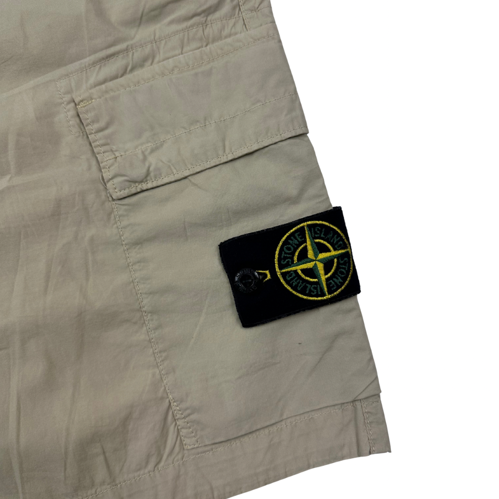 PANTALÓN CARGO CORTO STONE ISLAND - talla W/29