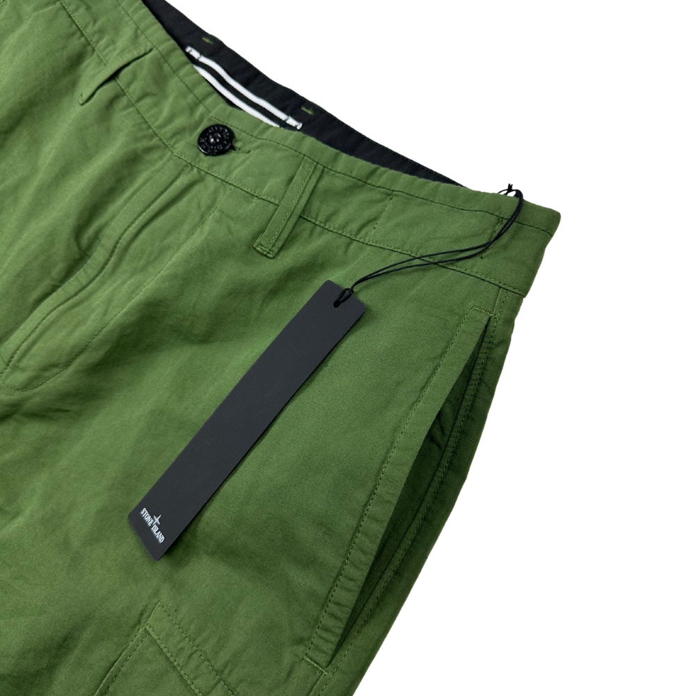 PANTALÓN CARGO CORTO COMFORT STONE ISLAND - talla W/28
