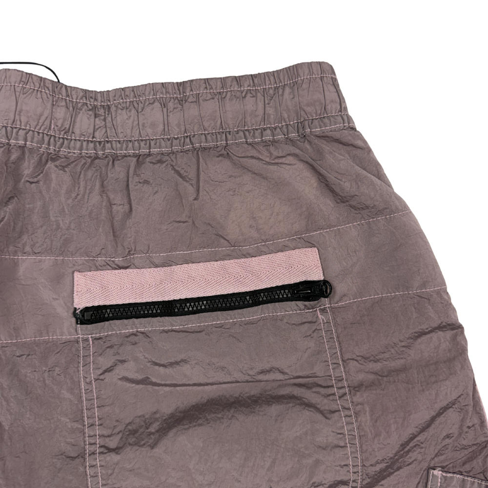 Pantalón Corto Stone Island Rosa nylon metal - talla W/28 / W/34