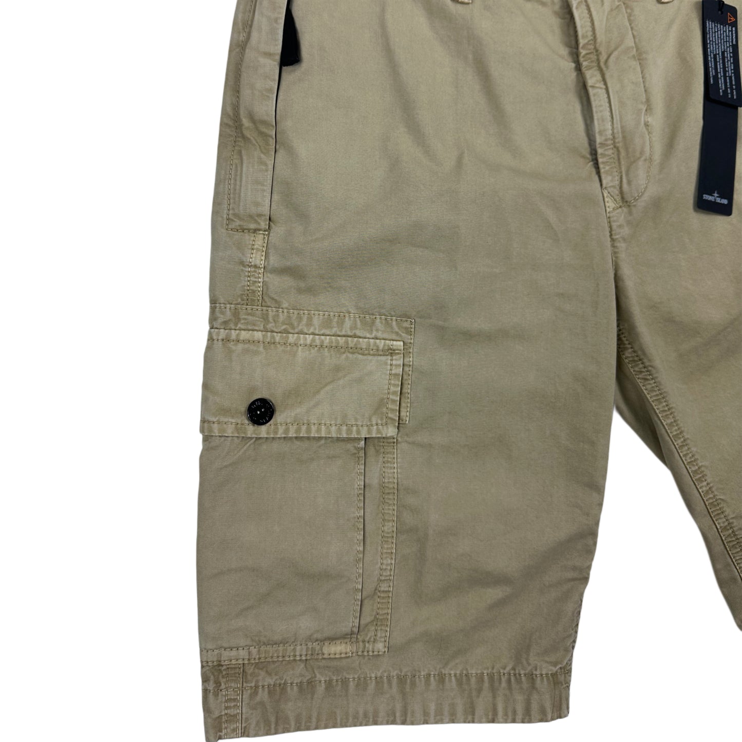 PANTALÓN CARGO CORTO STONE ISLAND - talla W/28