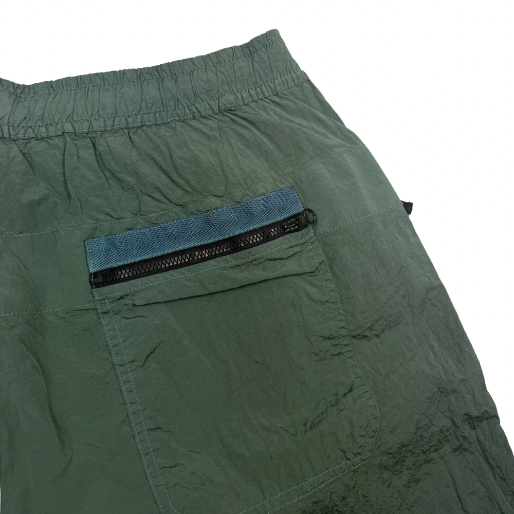 Pantalón Stone Island Verde nylon metal - talla W/31 / W/32 / W/33 / W/34