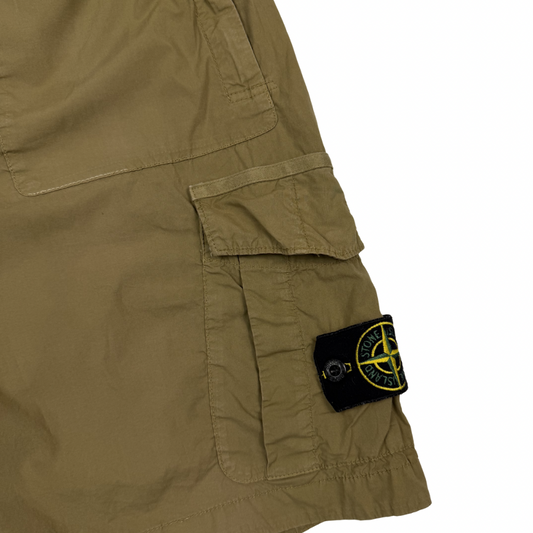 PANTALÓN CARGO CORTO STONE ISLAND - talla W/31