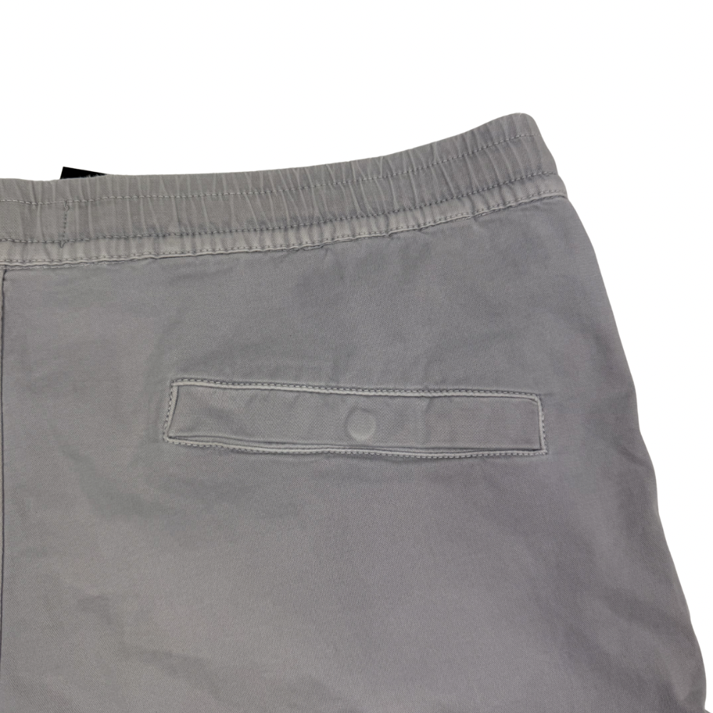 PANTALÓN CORTO STONE ISLAND - talla W/31