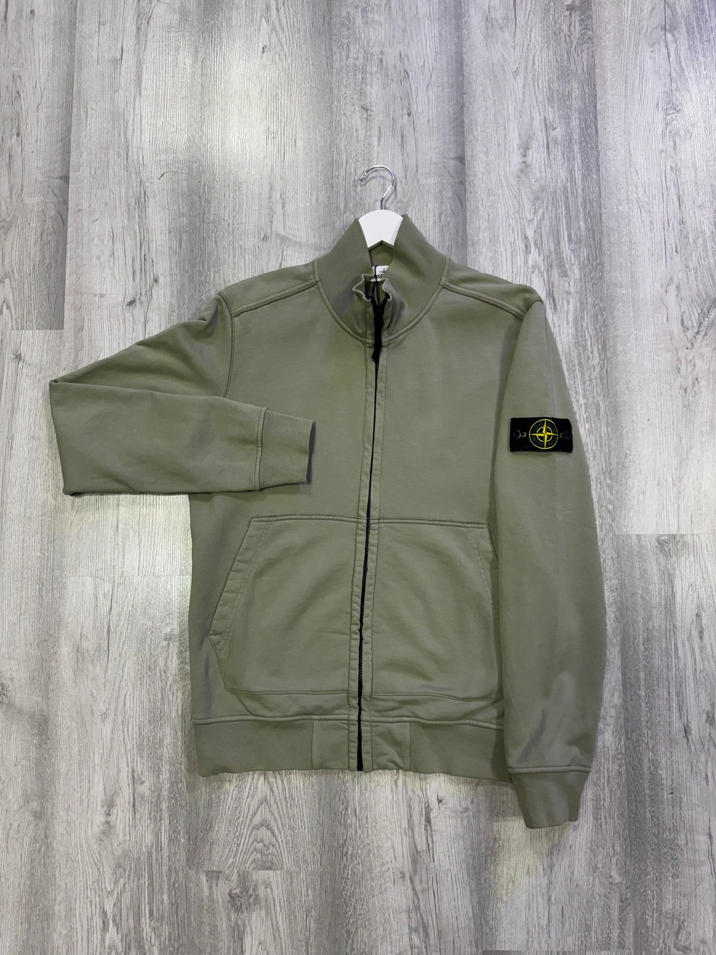 SUDADERA CON CREMALLERA