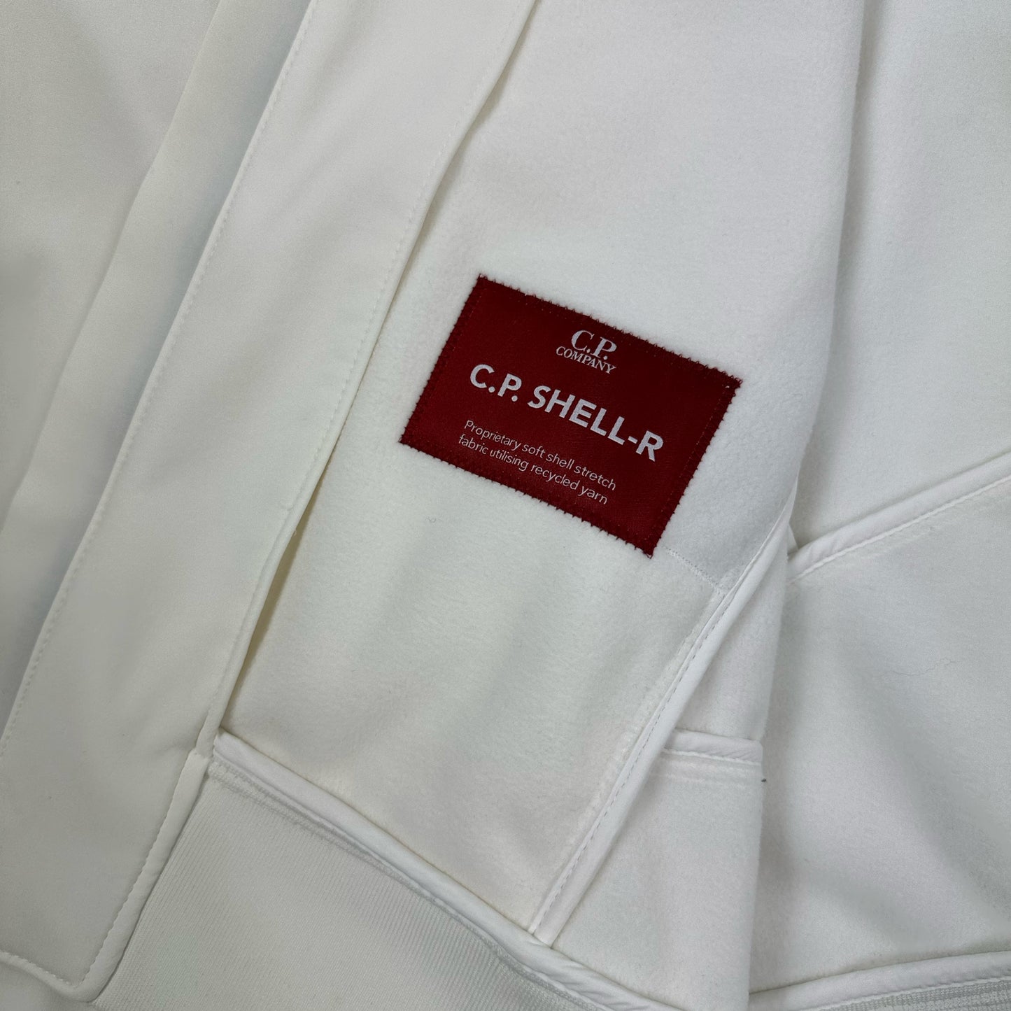 CHAQUETA SOFT SHELL-R C.P COMPANY - talla 54