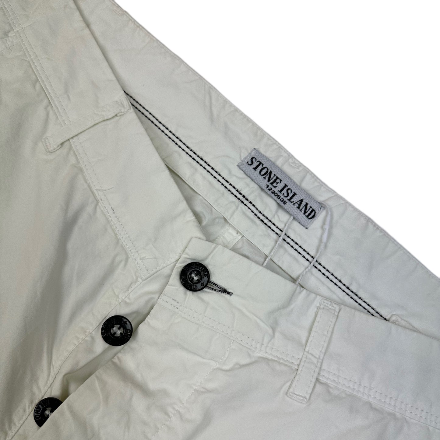 PANTALÓN CARGO CORTO STONE ISLAND - talla 52