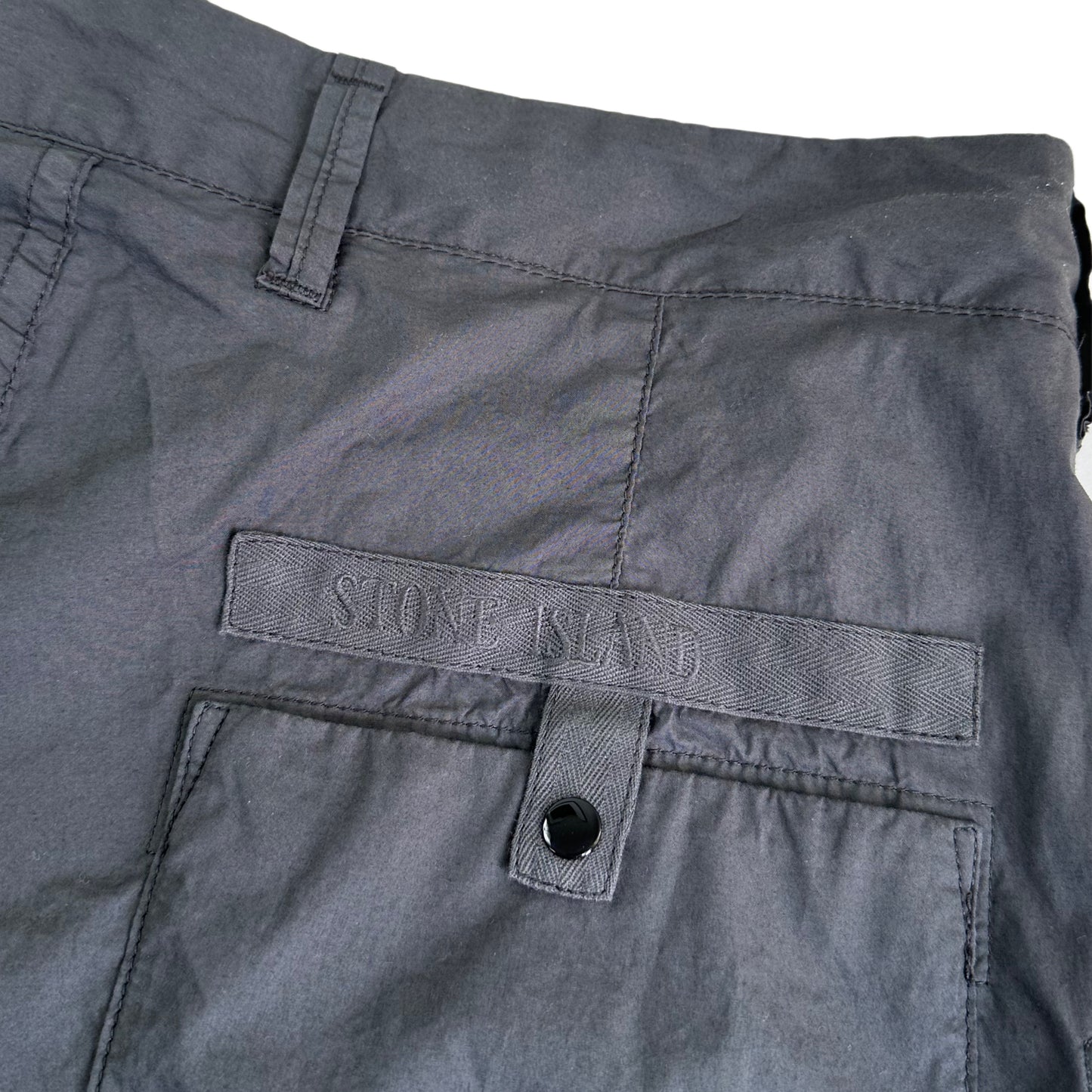 PANTALÓN CARGO LOOSE TYPE LO STONE ISLAND - talla W/32