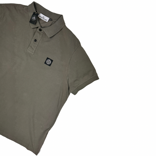 Polo Stone Island Caqui manga corta - talla 3XL