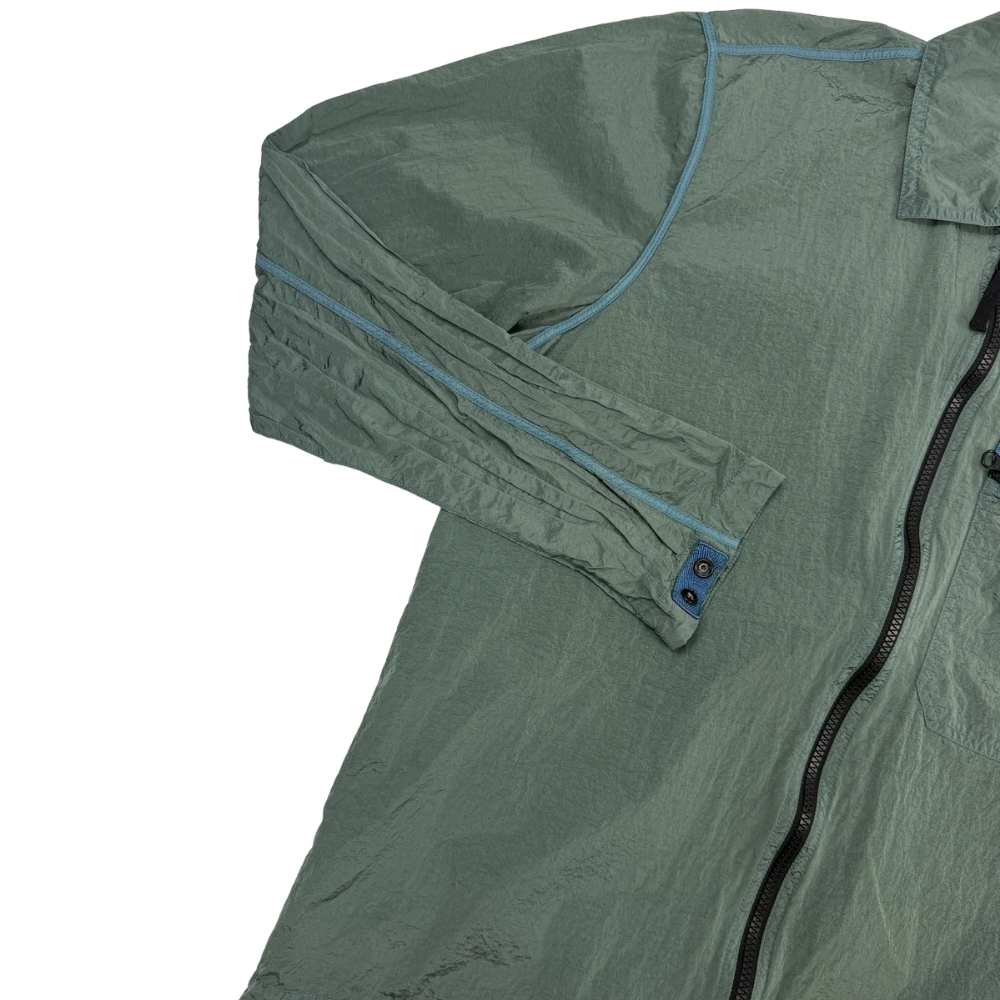 Sobrecamisa Stone Island Verde nylon metal - talla L