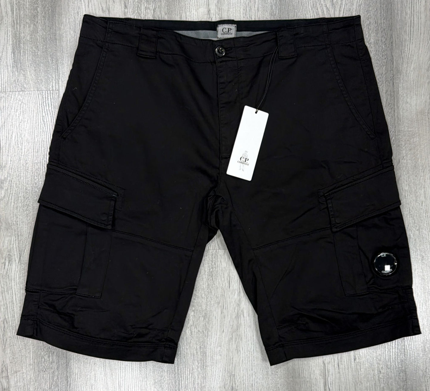 PANTALÓN CARGO CORTO - talla 52
