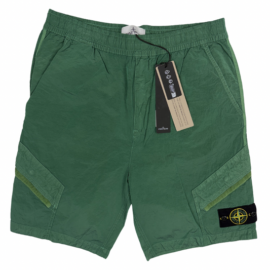 Pantalón Cargo Corto Stone Island Nylon Metal verde - talla W/28 / W/30 / W/32