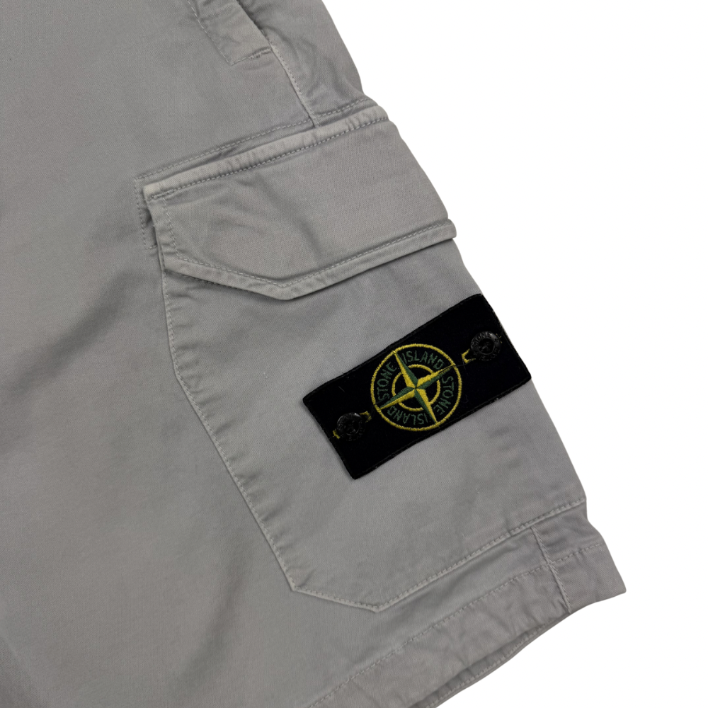 PANTALÓN CORTO STONE ISLAND - talla W/31