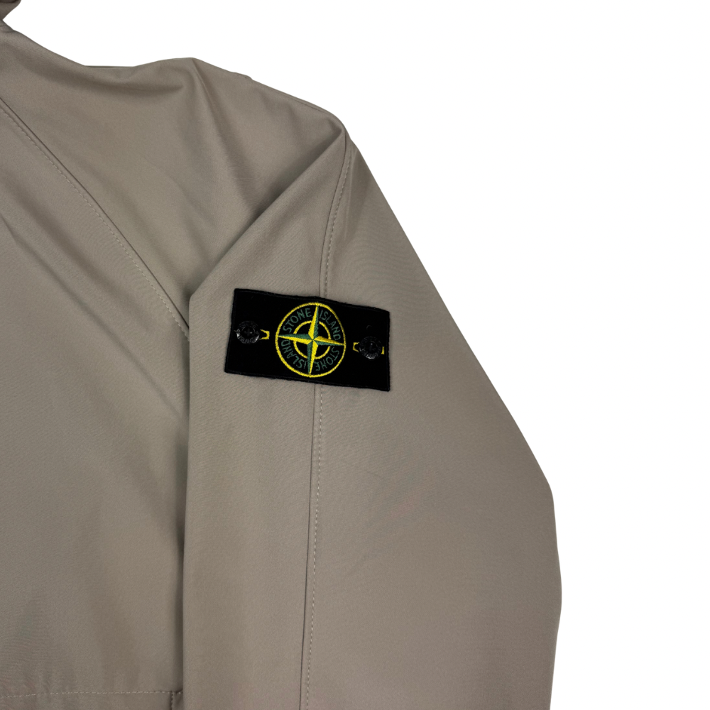 Chaqueta Stone Island Light Soft Shell-R e.dye Technology in Recycled Polyester beige - talla 2XL