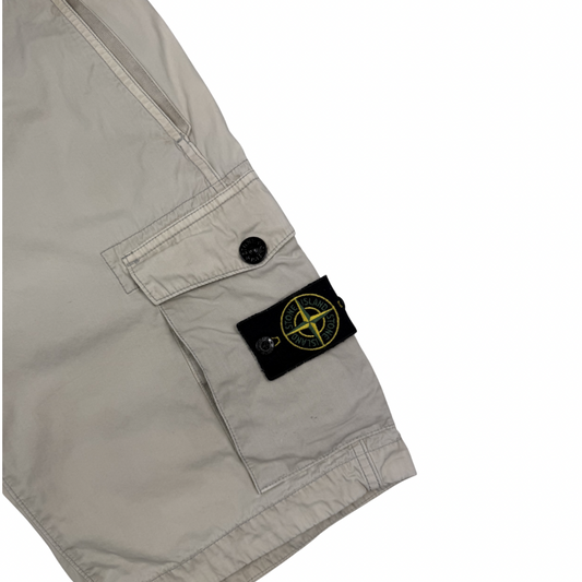 PANTALÓN CARGO CORTO STONE ISLAND - talla W/31