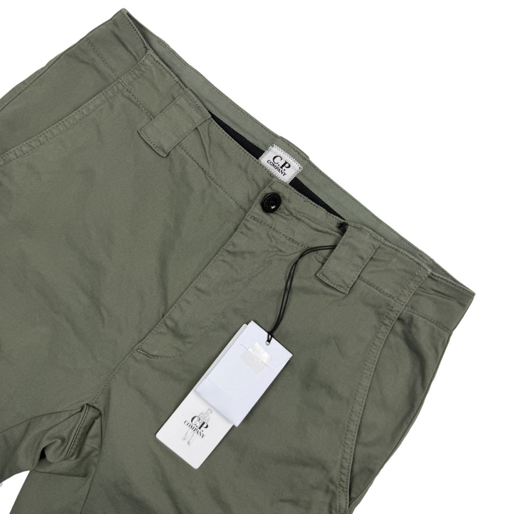 PANTALÓN CORTO CARGO SATIN STRETCH C.P. COMPANY - talla 44