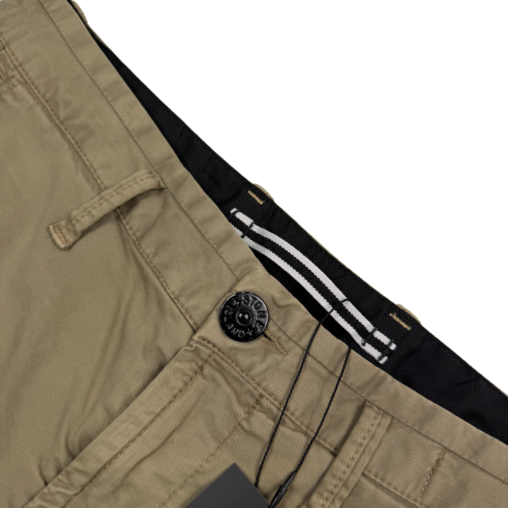 PANTALÓN CARGO CORTO STONE ISLAND - talla W/30