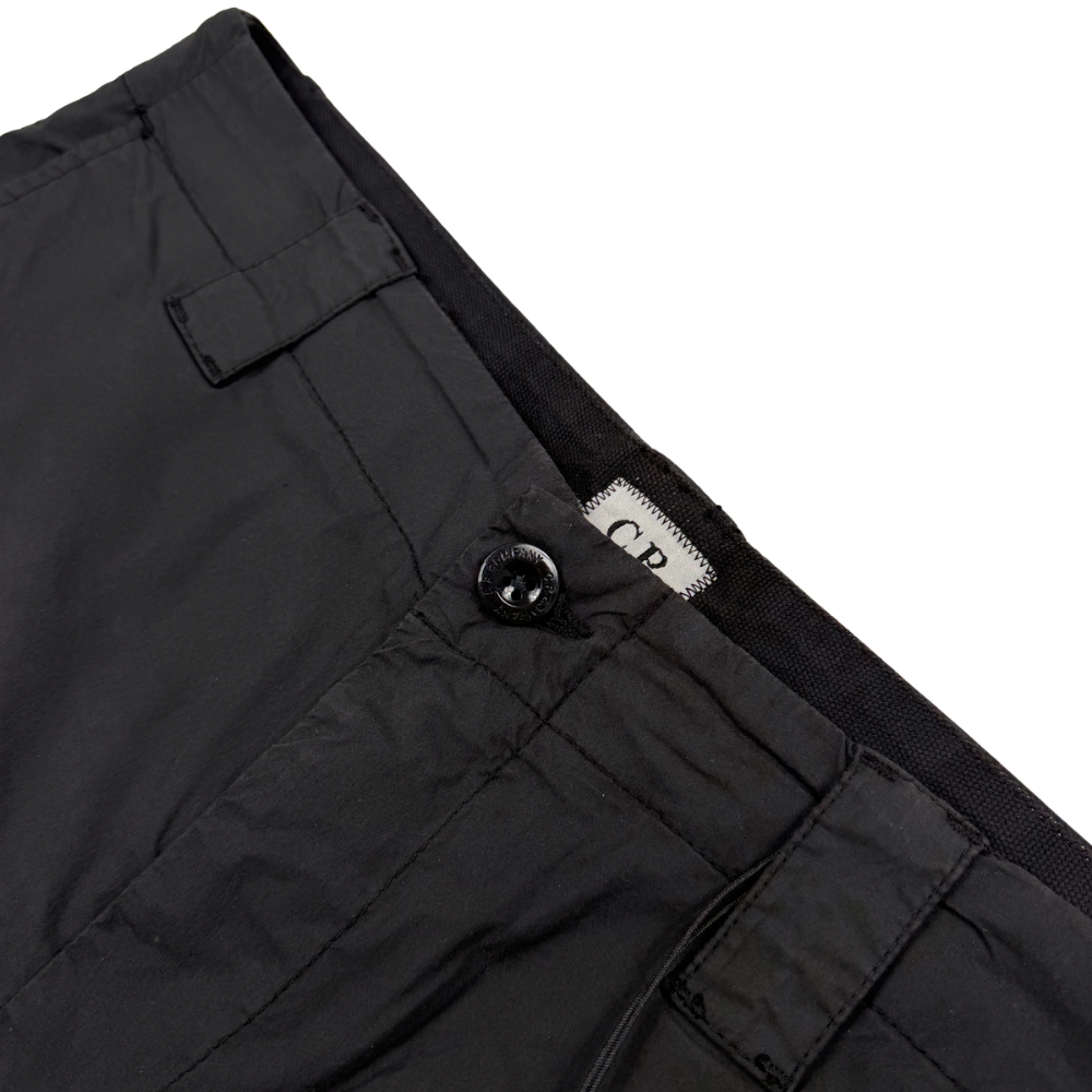 PANTALÓN CORTO CARGO 50 FILI STRETCH C.P. COMPANY - talla 48