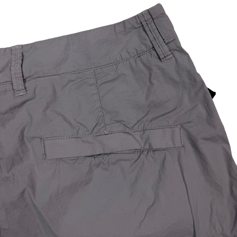 Pantalón Cargo Corto Stone Island Gris - talla W/32