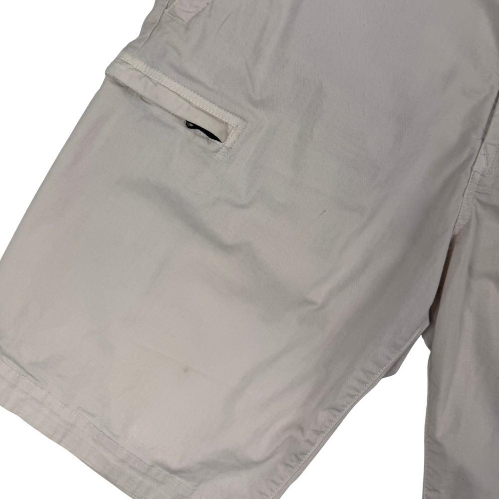PANTALÓN CARGO CORTO STONE ISLAND - talla W/33