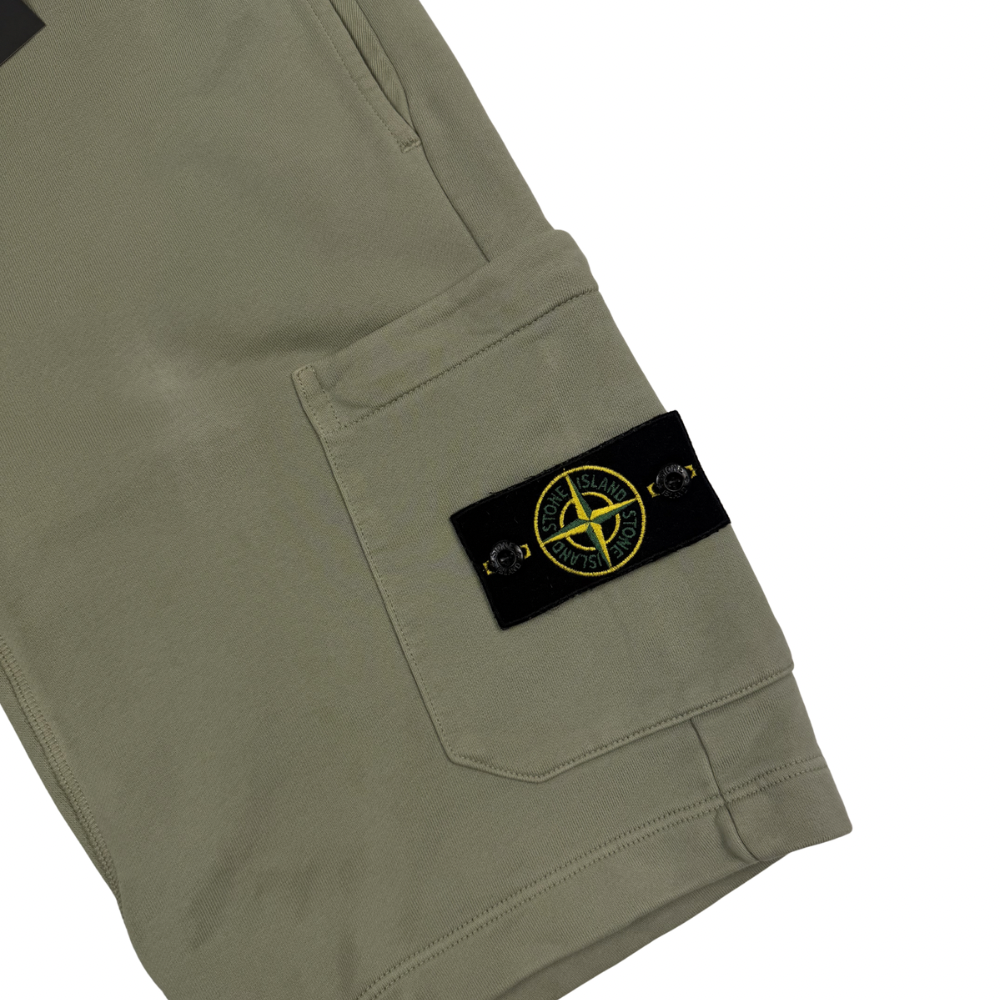 PANTALÓN CORTO JOGGER STONE ISLAND - talla S