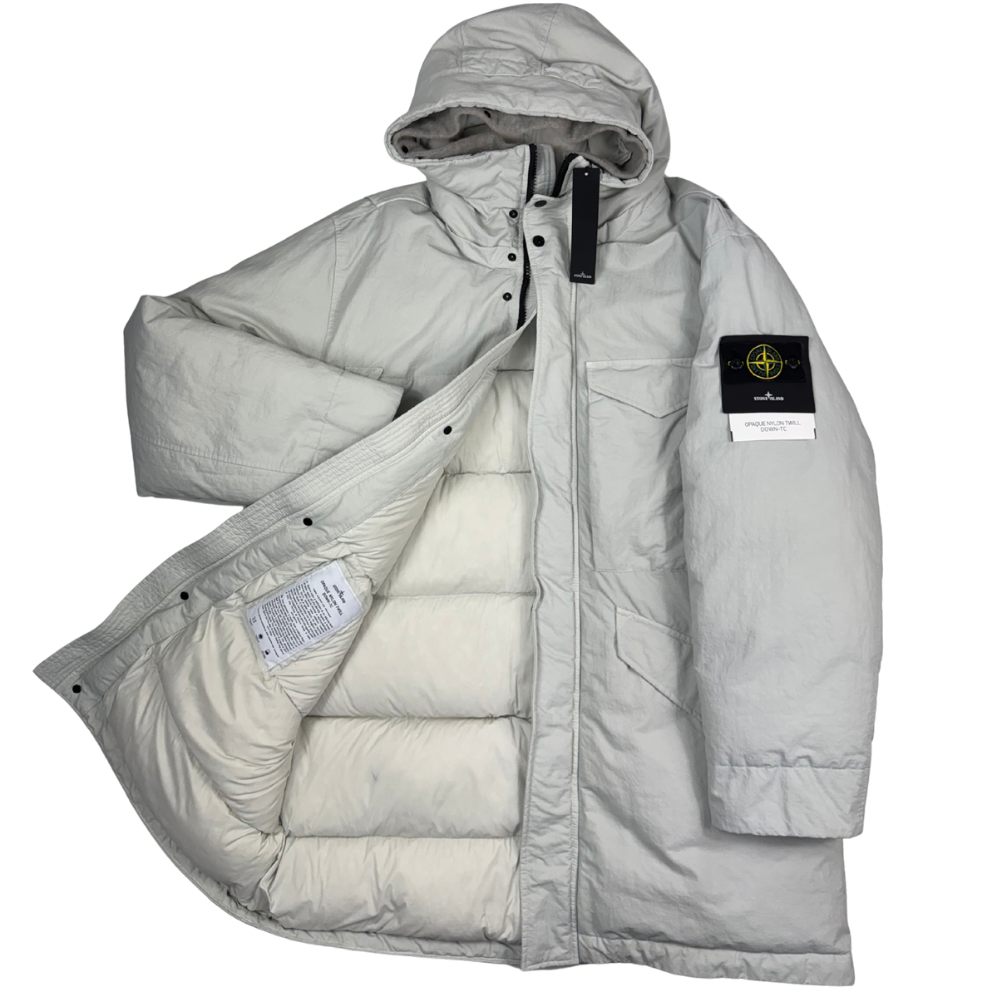 Abrigo Stone Island Opaque Nylon Twill Down-TC Blanco roto - talla 3XL