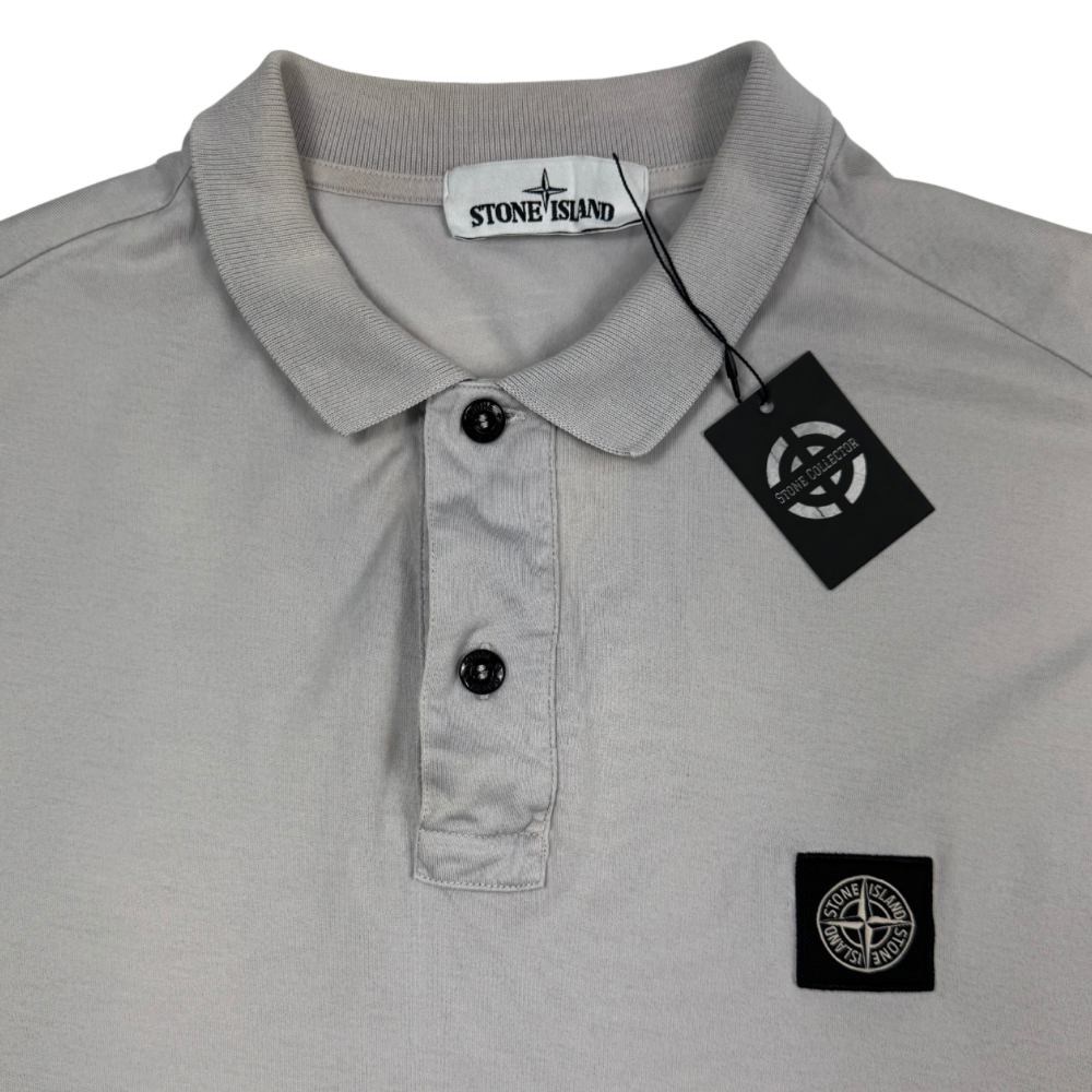 Polo Stone Island gris claro manga corta - talla 2XL