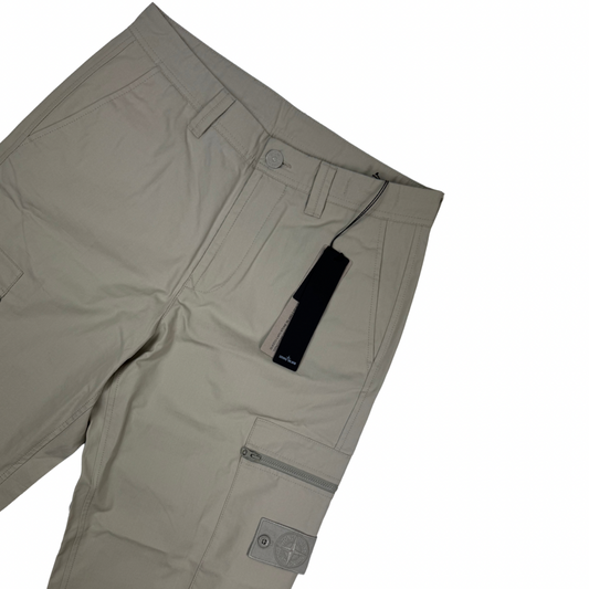 Pantalón Cargo Stone Island Ghost beige - talla W30/W31