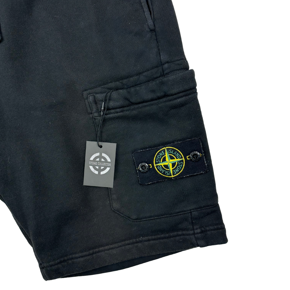 PANTALÓN CORTO JOGGER STONE ISLAND - talla M