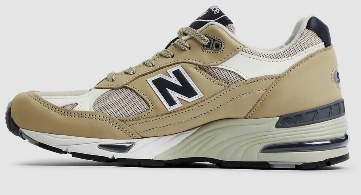 Zapatilla New Balance 991 beige made England - talla 44EUR