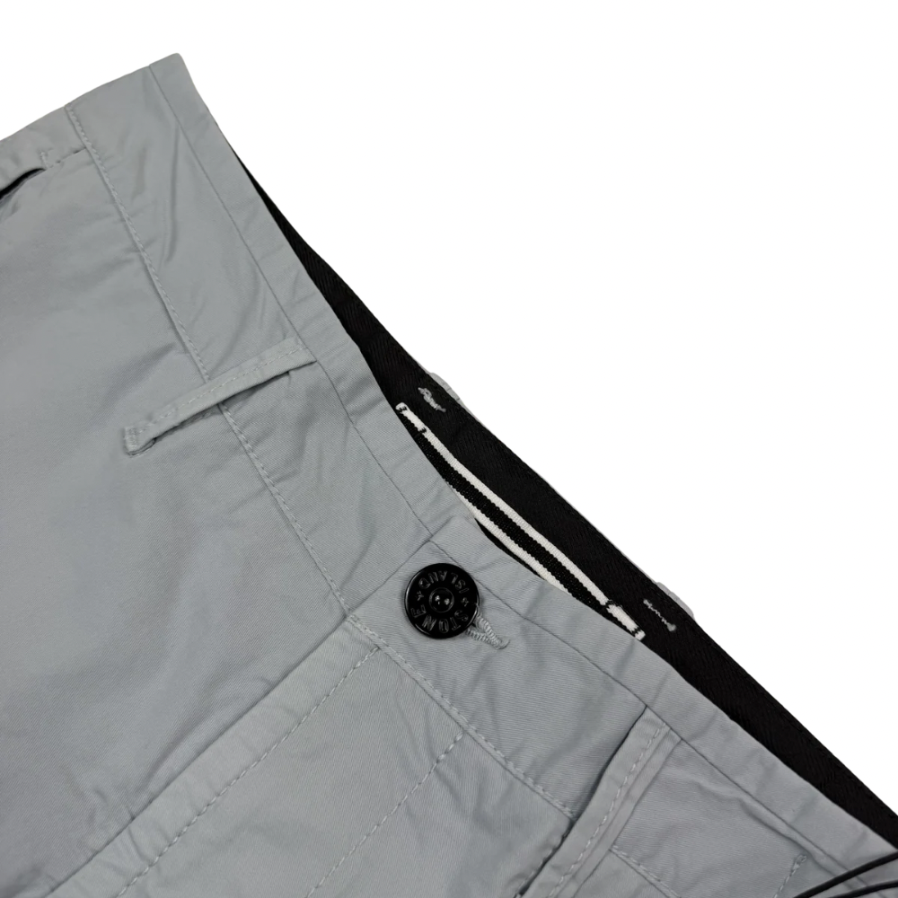 Pantalón Cargo Corto Stone Island Azul Grisáceo- talla W/30