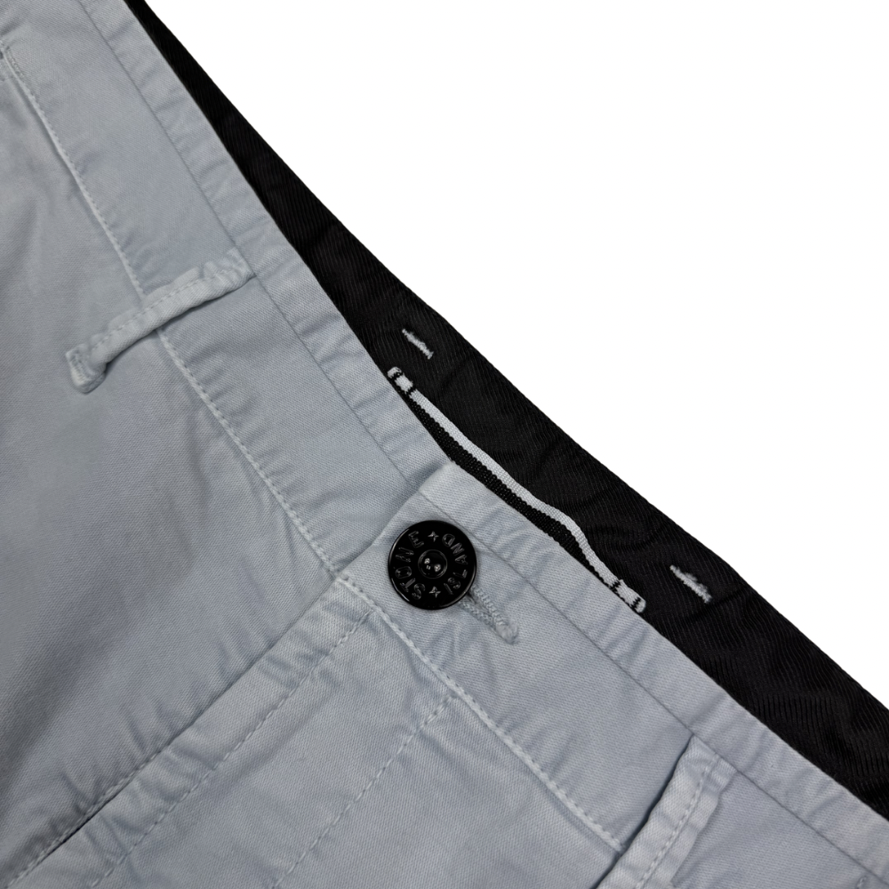 Pantalón Cargo Corto Stone Island Azul Grisáceo- talla W/30 / W/31 / W/33