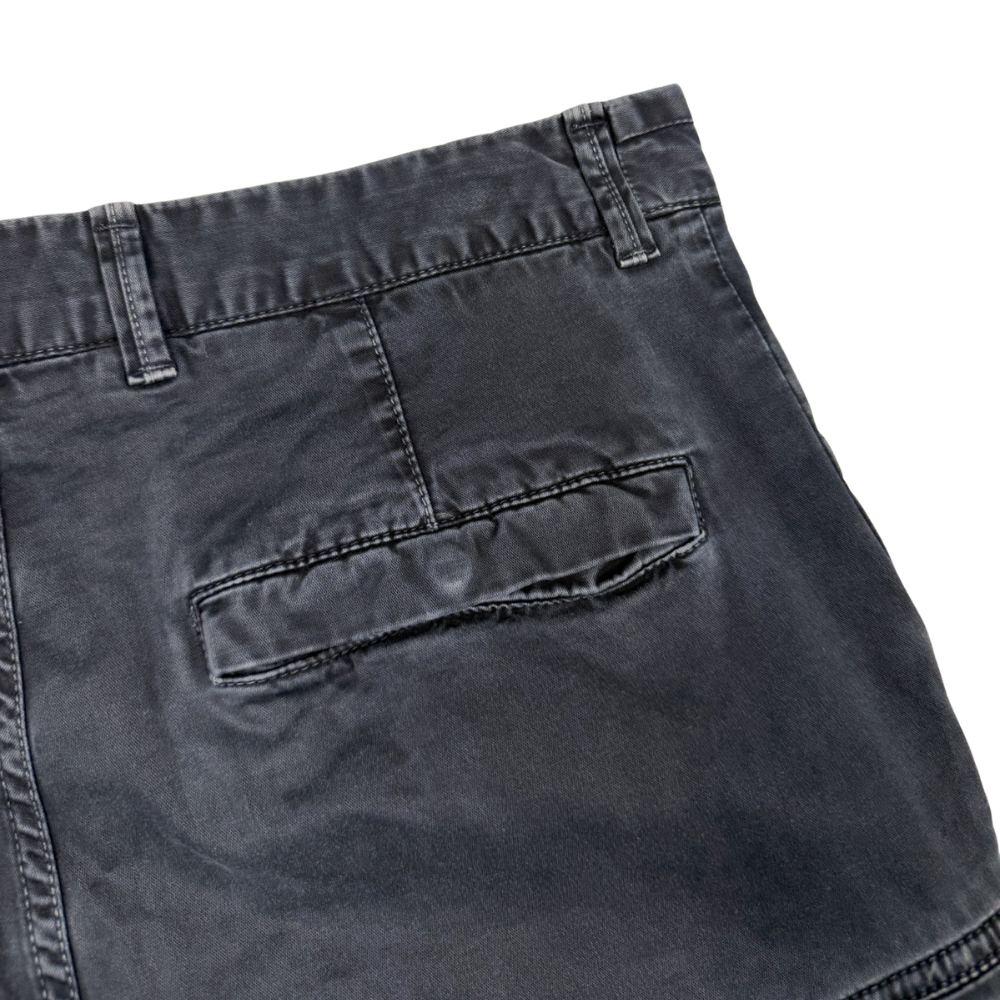 PANTALÓN CARGO CORTO STONE ISLAND - talla W/29
