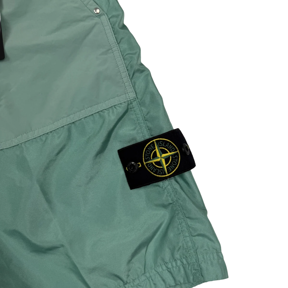 Pantalón Cargo Corto Stone Island Verde - talla W/32