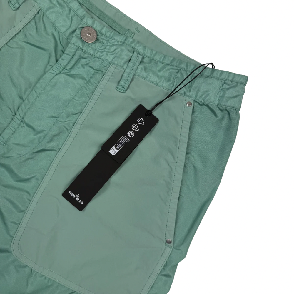 Pantalón Cargo Corto Stone Island Verde - talla W/32
