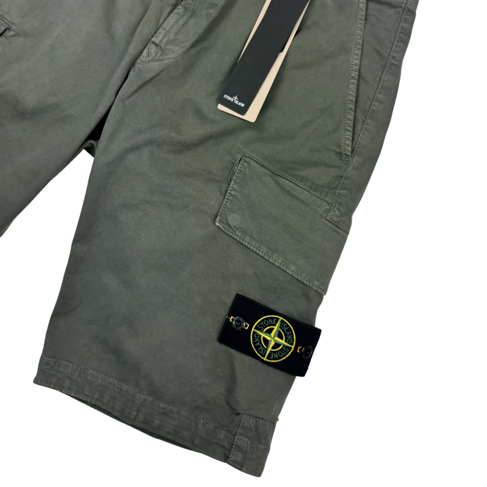 Pantalón Corto Cargo Stone Island Verde - talla W29/W36/W38