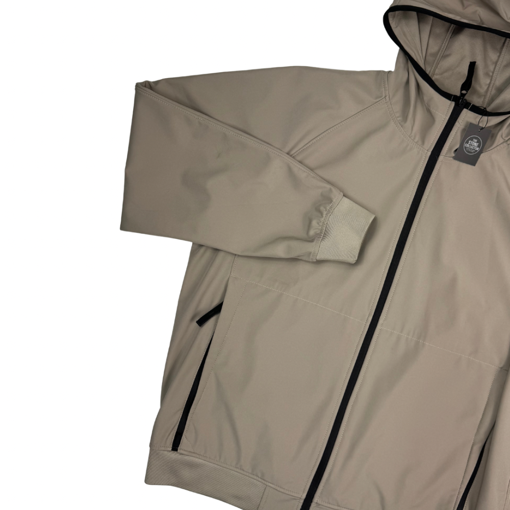 Chaqueta Stone Island Light Soft Shell-R e.dye Technology in Recycled Polyester beige - talla 2XL