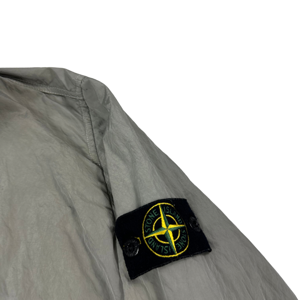 CHAQUETA NYLON MEYAL TYVEK SHIELD STONE ISLAND - talla L