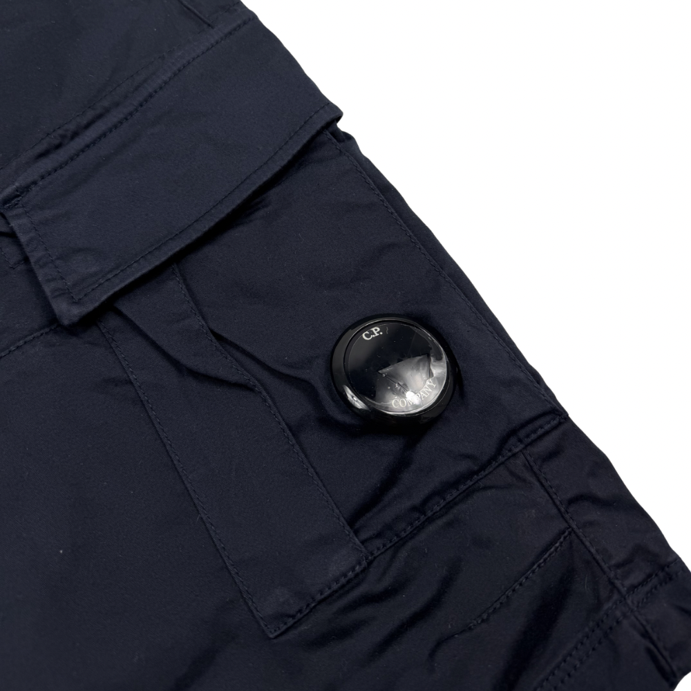 PANTALÓN CARGO CORTO SATIN STRETCH C.P. COMPANY - talla 54