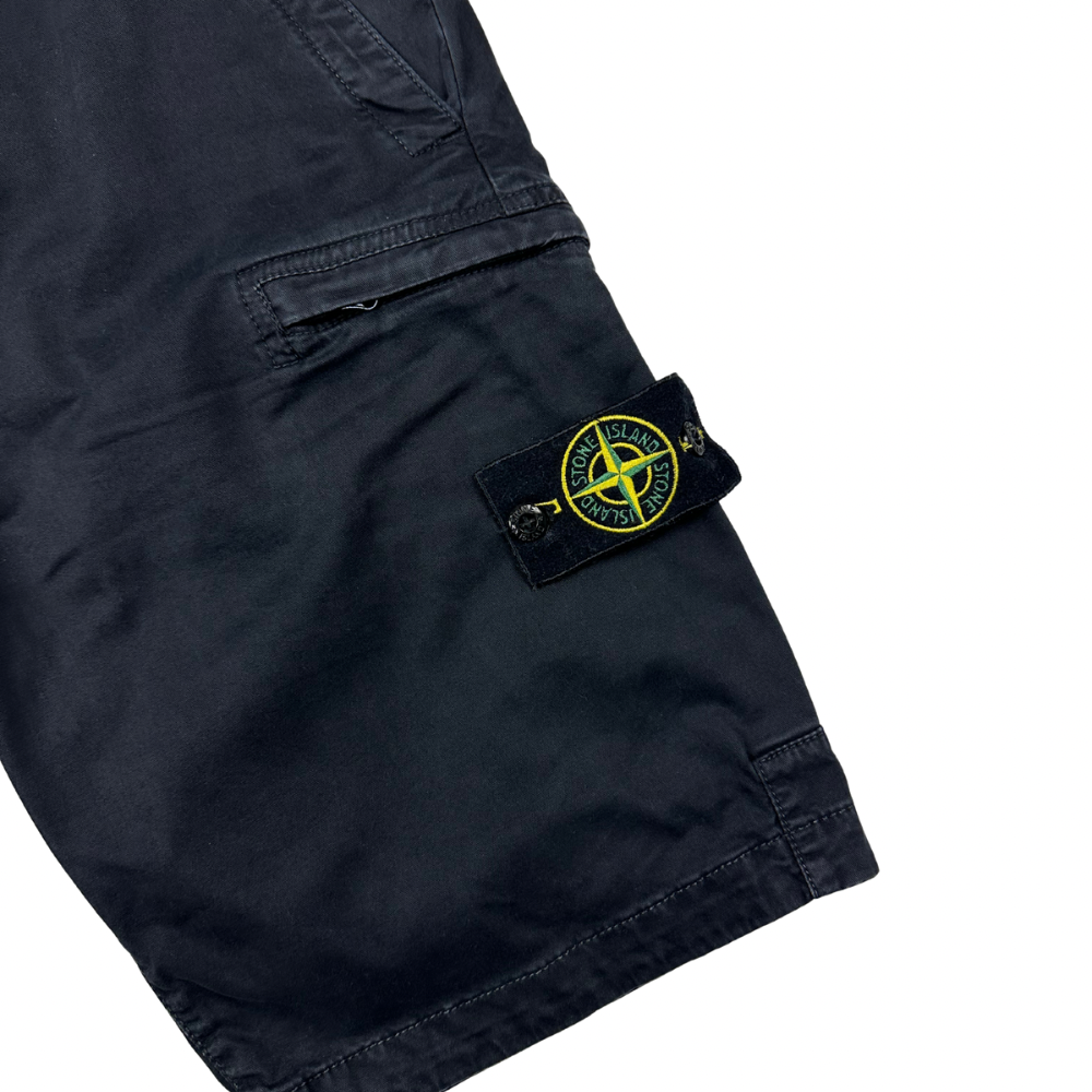 PANTALÓN CARGO CORTO STONE ISLAND - talla W/30