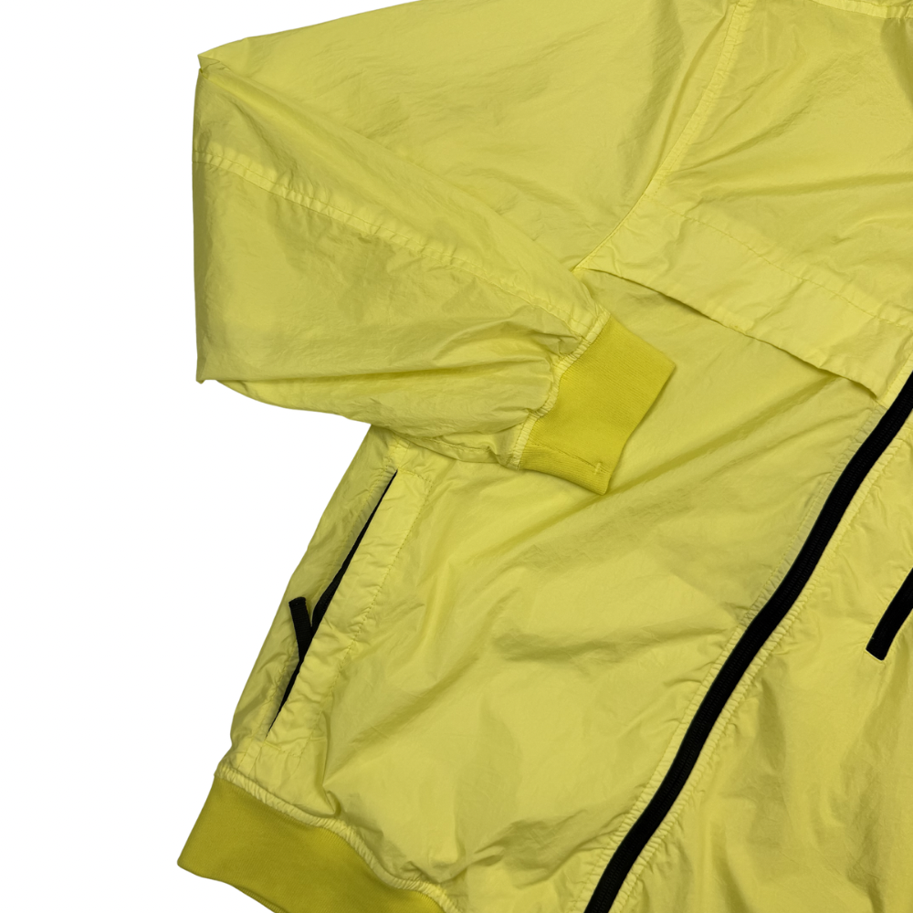 Chaqueta Garment Dyed Crinkle Reps - NY Stone Island Amarillo - talla M