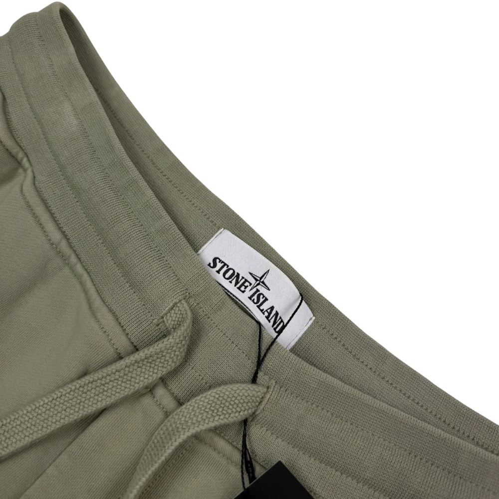 PANTALÓN CORTO JOGGER STONE ISLAND - talla S