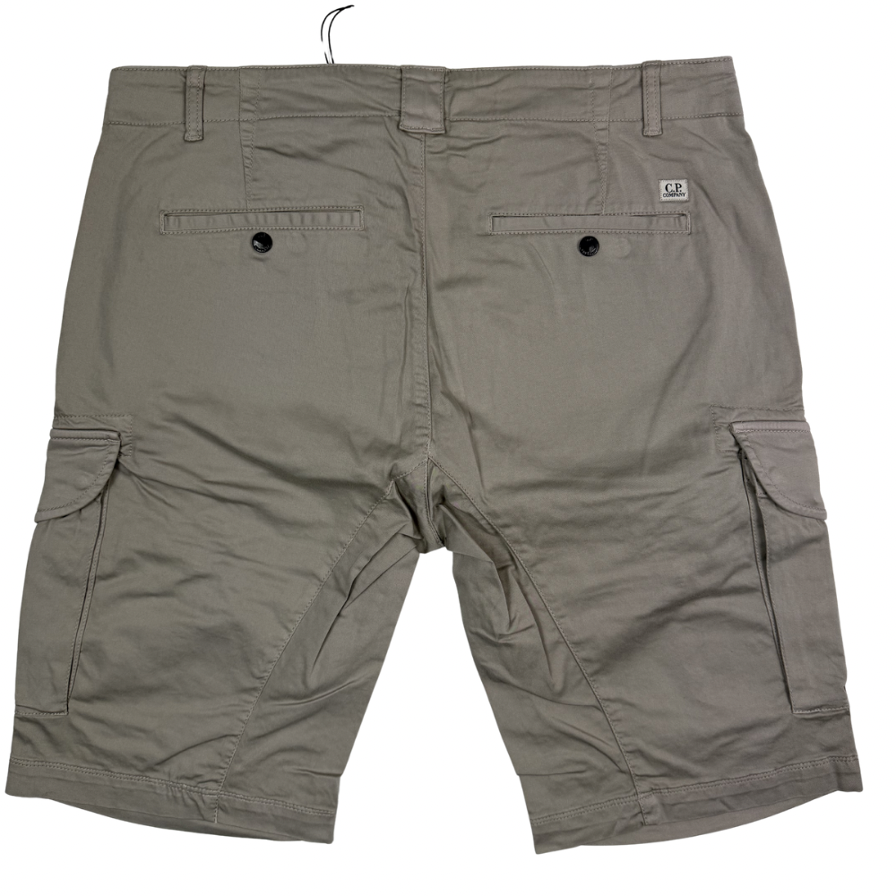 PANTALÓN CARGO CORTO SATIN STRETCH C.P. COMPANY - talla 46/48