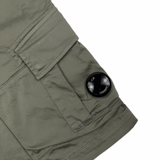 PANTALÓN CORTO CARGO SATIN STRETCH C.P. COMPANY - talla 44