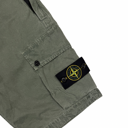 PANTALÓN CARGO CORTO STONE ISLAND - talla W/31