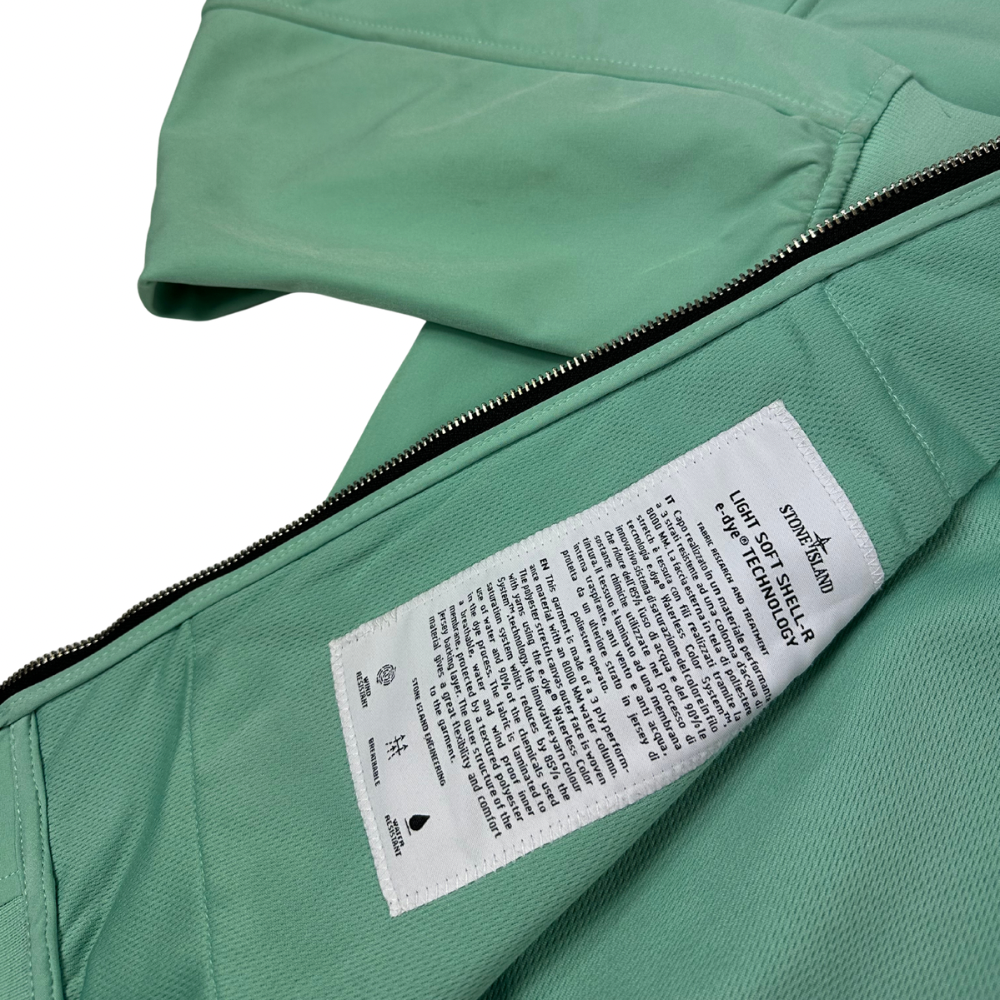 CHAQUETA LIGHT SOFT SHELL - R TECHNOLOGY STONE ISLAND - talla M