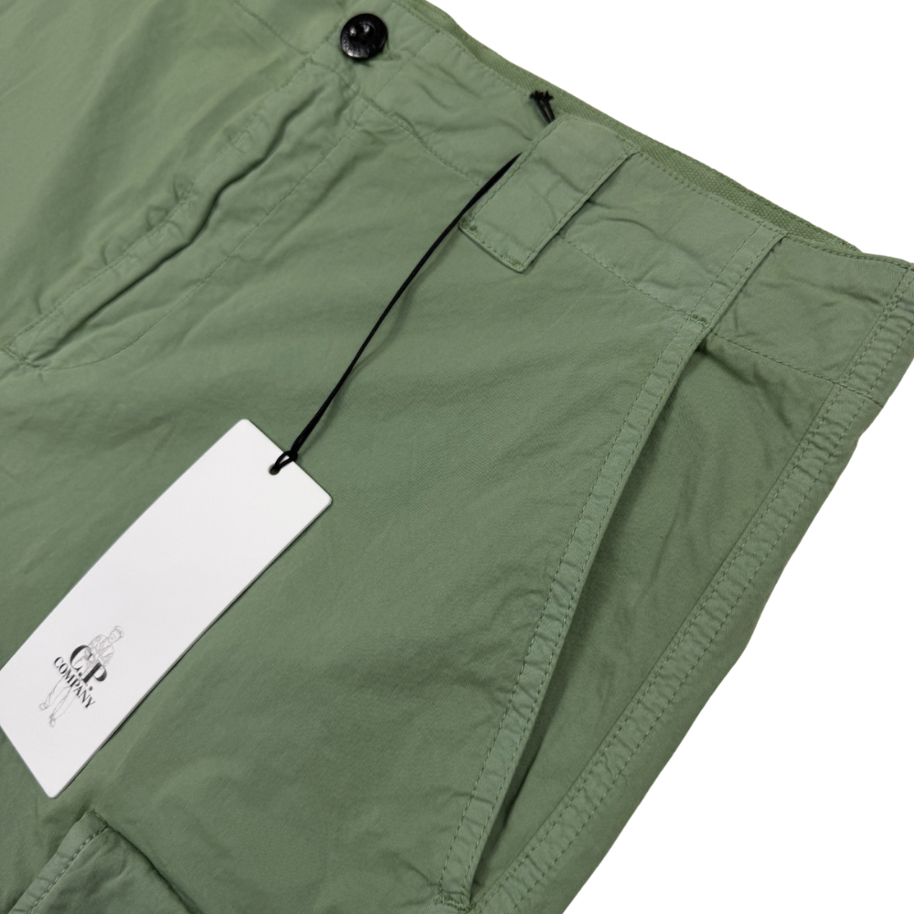 PANTALÓN CARGO CORTO C.P COMPANY - talla 50