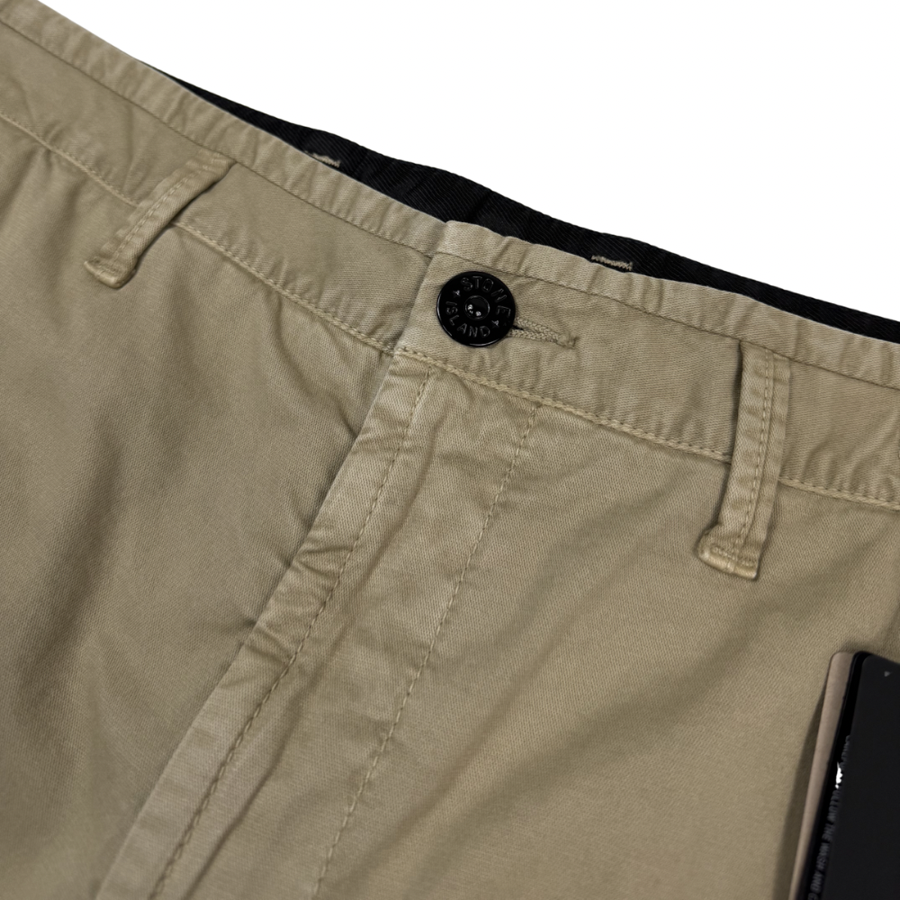 PANTALÓN CARGO CORTO STONE ISLAND - talla W/32