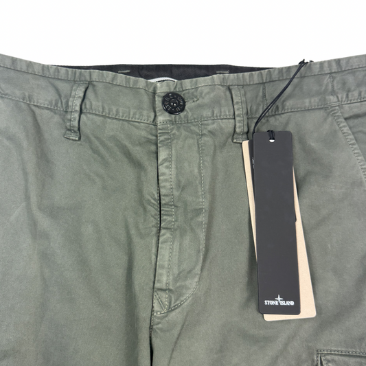 Pantalón Corto Cargo Stone Island Verde - talla W29/W36/W38
