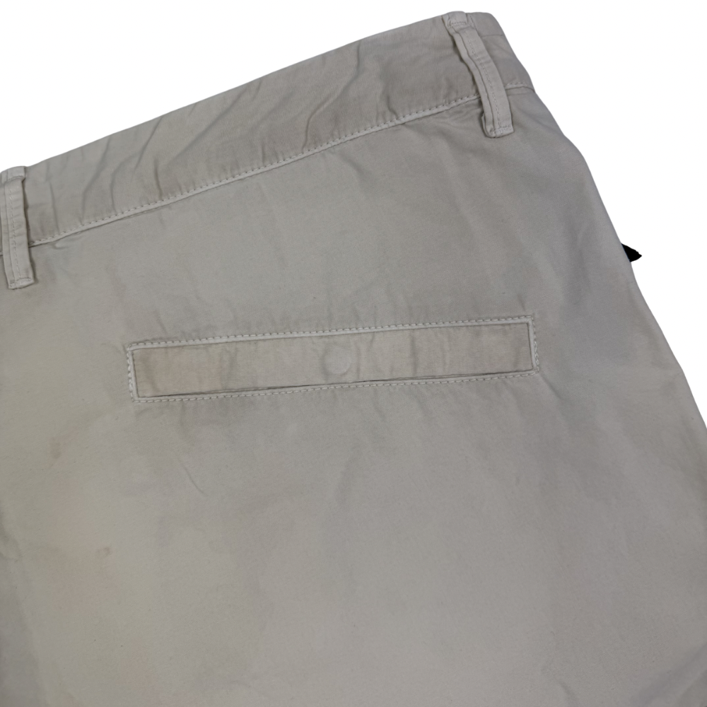 PANTALÓN CARGO CORTO STONE ISLAND - talla W/38