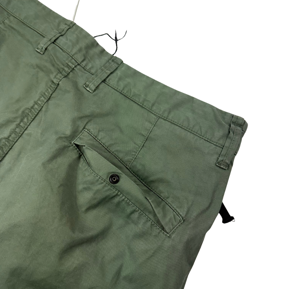 PANTALÓN CARGO STONE ISLAND RE-T - talla W/33